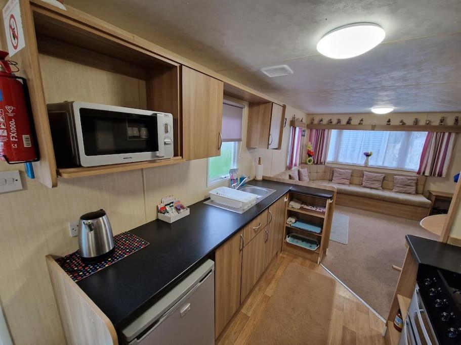 Homely 3 Bed Van @ Weymouth Bay Exterior foto