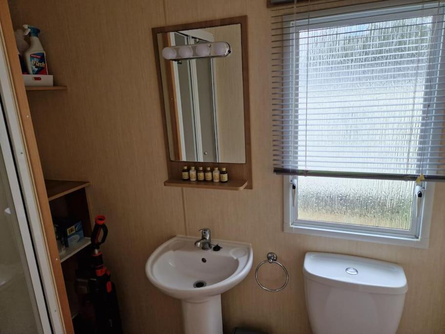 Homely 3 Bed Van @ Weymouth Bay Exterior foto