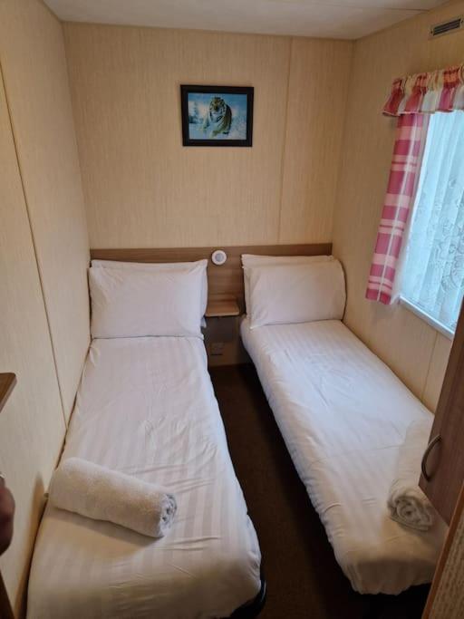 Homely 3 Bed Van @ Weymouth Bay Exterior foto